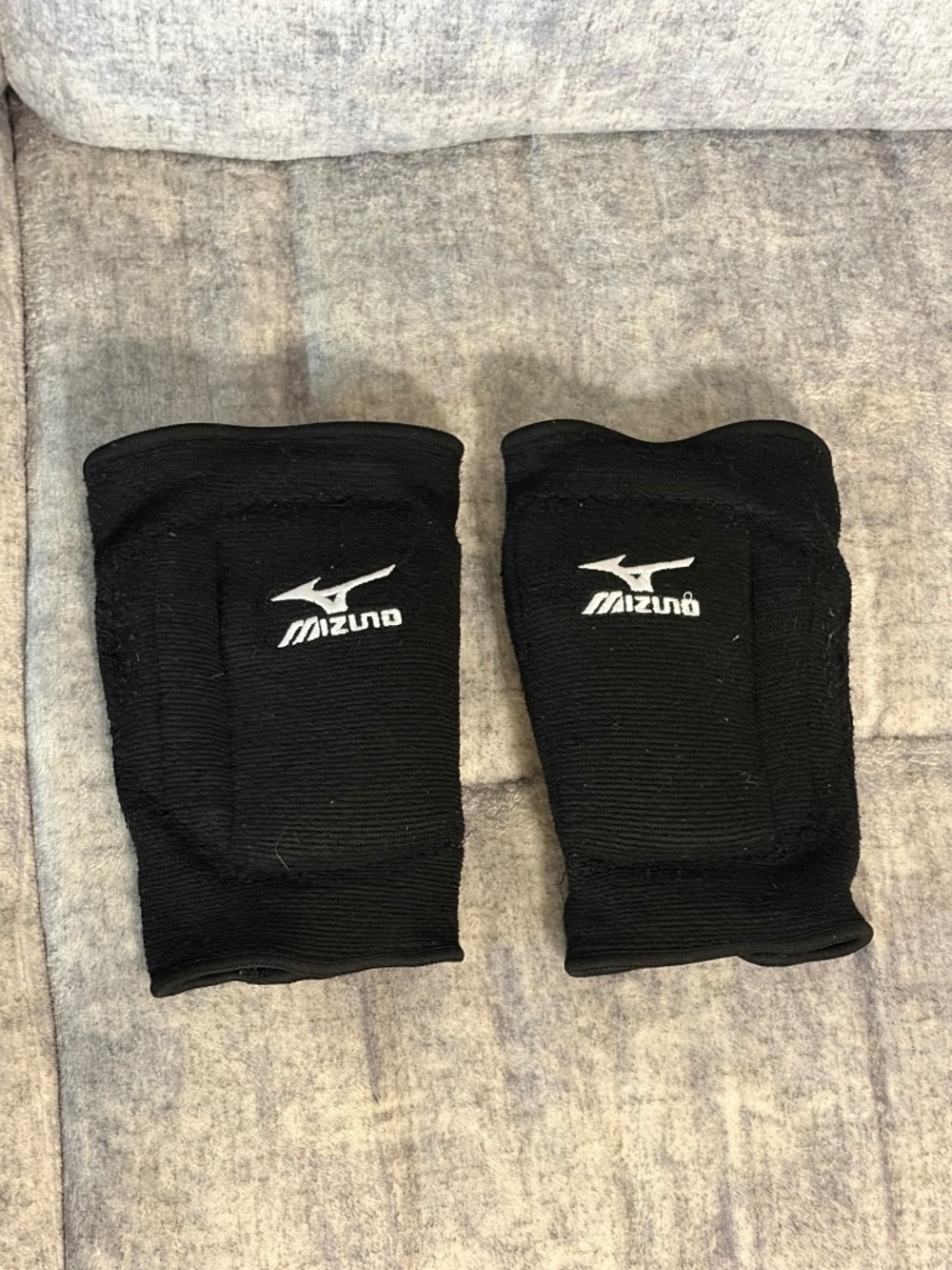 Mizuno Volleyball Knee Pads